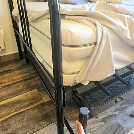Appartement Joli Independant A 20 Min De Paris *